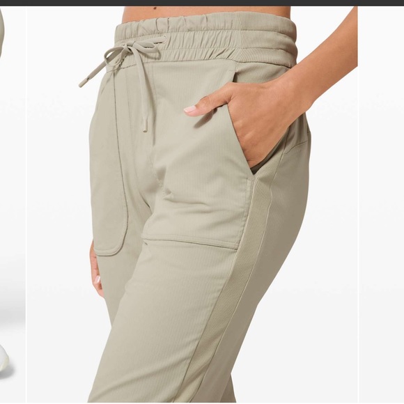 Lululemon Beyond The Studio Jogger - Picture 3 of 12